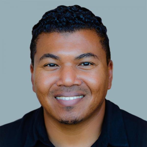Dantley Davis, Chief Design Officer, Twitter Dantley Davis, Chief Design Officer, Twitter